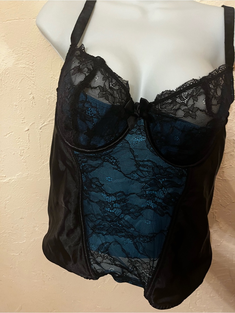 Cacique Bustier